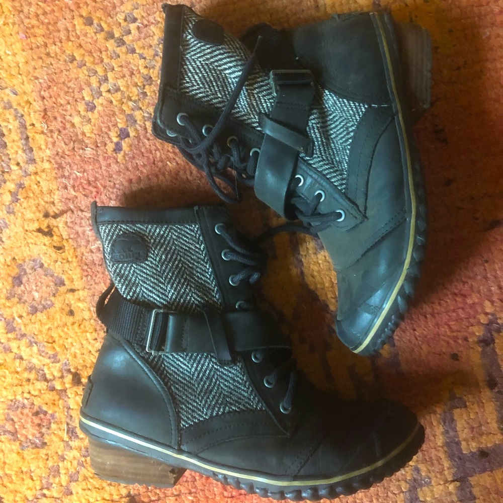 Herringbone Sorel Boots